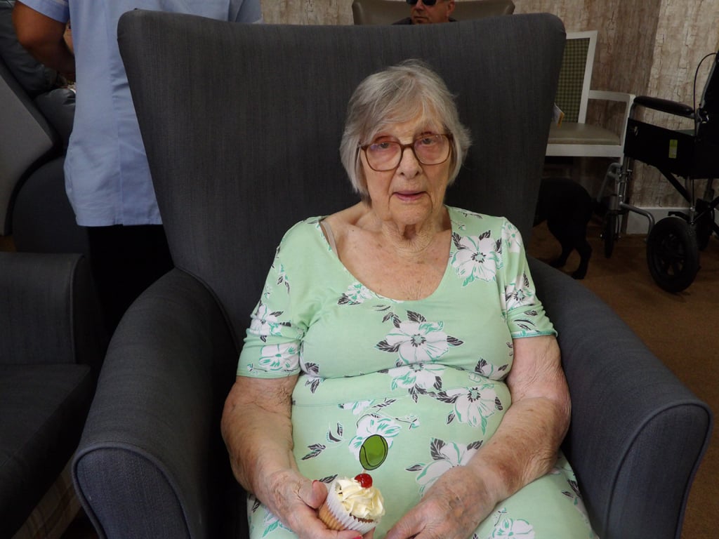 High Meadows Care Home in Pinner Gallery